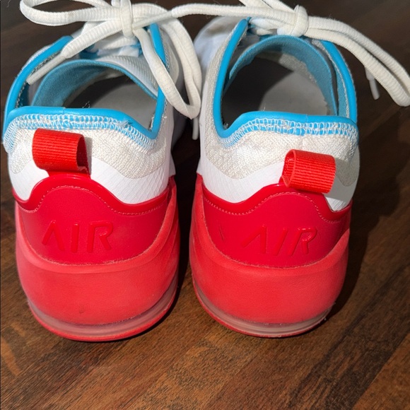 Nike Air Max Motion Women’s Size 8 - Picture 8 of 11